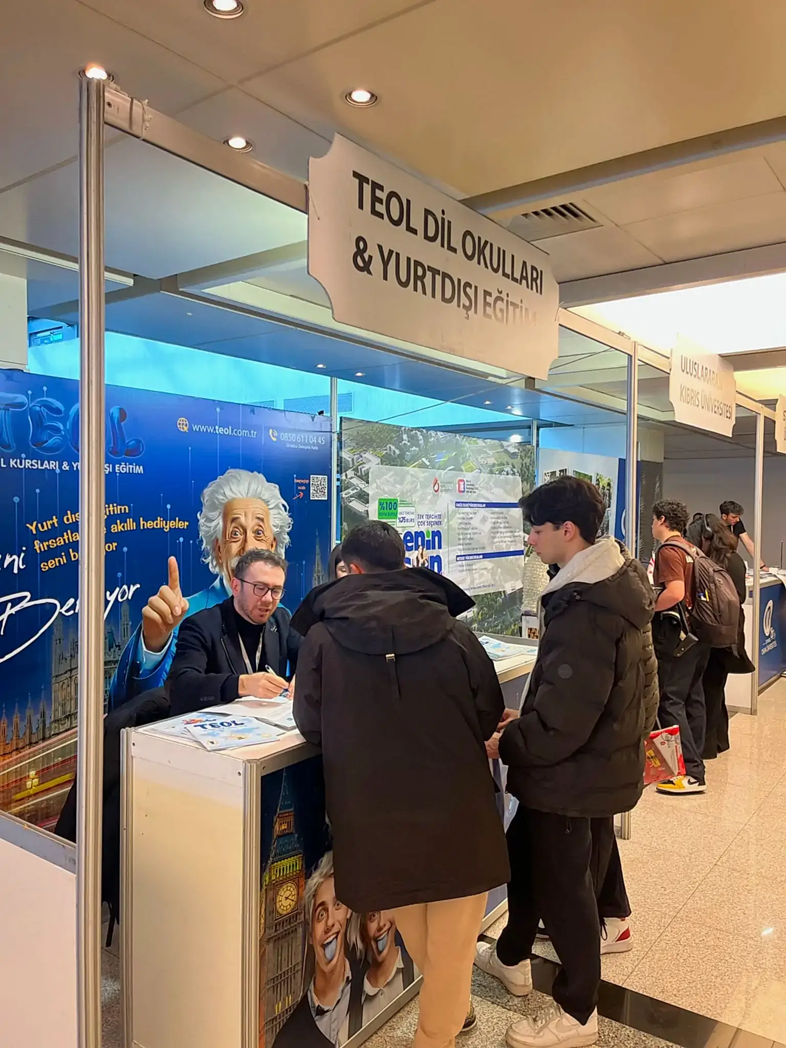 TEOL Dil Okulları Ümraniye Şube, İstanbul Kongre Merkezi’nde Gençlerle Biraraya Geldi!